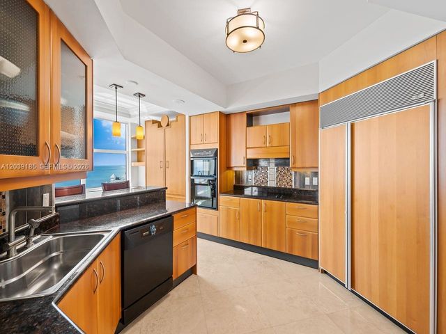 2110 N Ocean Boulevard 21B, Fort Lauderdale, FL 33305