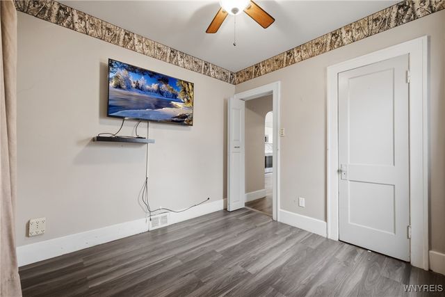 7813 Edison Avenue, Niagara Falls, NY 14304