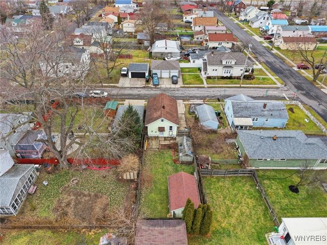 7813 Edison Avenue, Niagara Falls, NY 14304