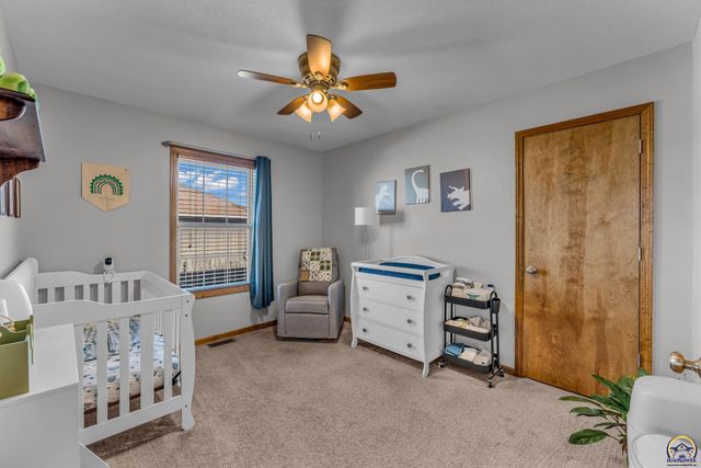 3704 NW Cherry Creek DR, Topeka, KS 66618