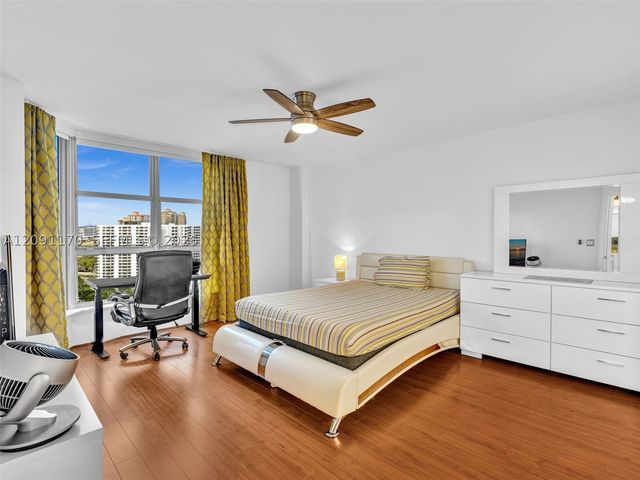 3530 Mystic Pointe Dr 2002, Aventura, FL 33180