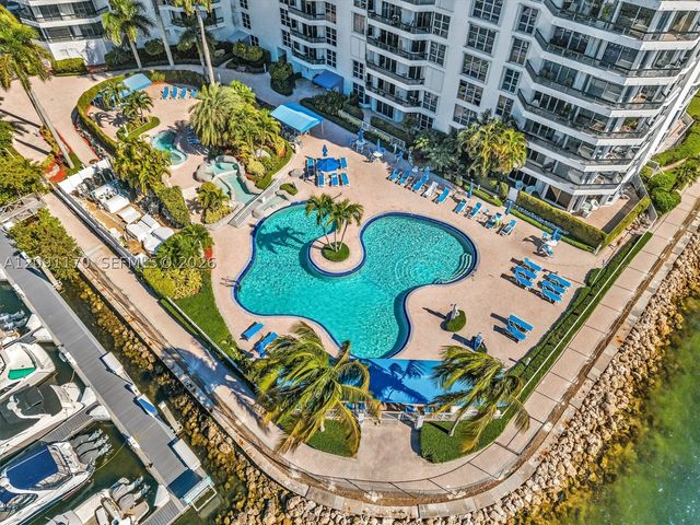 3530 Mystic Pointe Dr 2002, Aventura, FL 33180