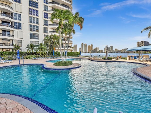 3530 Mystic Pointe Dr 2002, Aventura, FL 33180