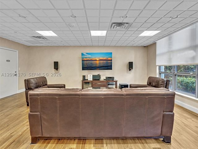 3530 Mystic Pointe Dr 2002, Aventura, FL 33180
