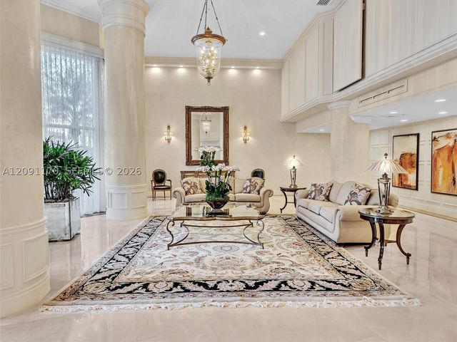 3530 Mystic Pointe Dr 2002, Aventura, FL 33180