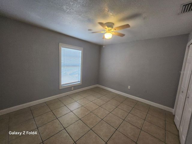 5718 N LINCOLN AVENUE C, Tampa, FL 33614