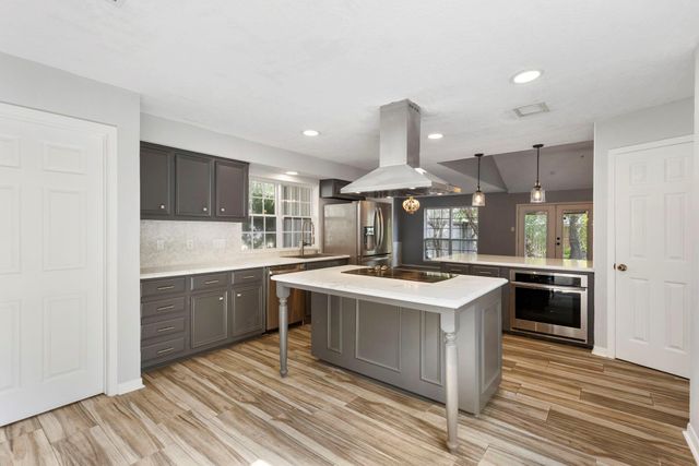 3622 Hill Springs Drive, Houston, TX 77345