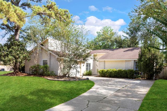 3622 Hill Springs Drive, Houston, TX 77345