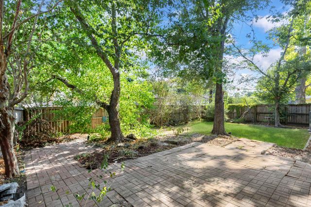 3622 Hill Springs Drive, Houston, TX 77345