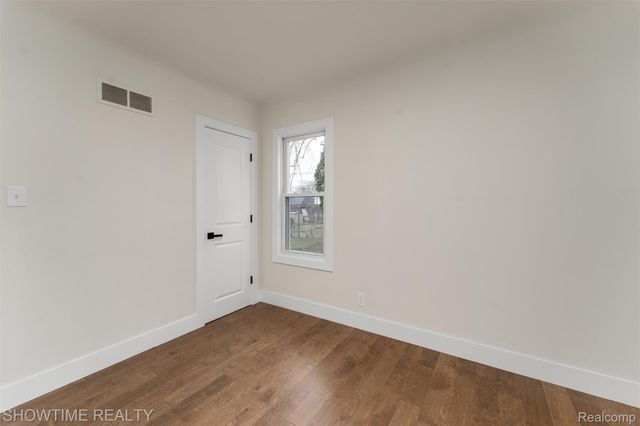 769 Coolidge Avenue, Clawson, MI 48017