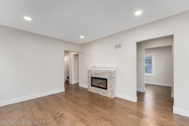 769 Coolidge Avenue, Clawson, MI 48017