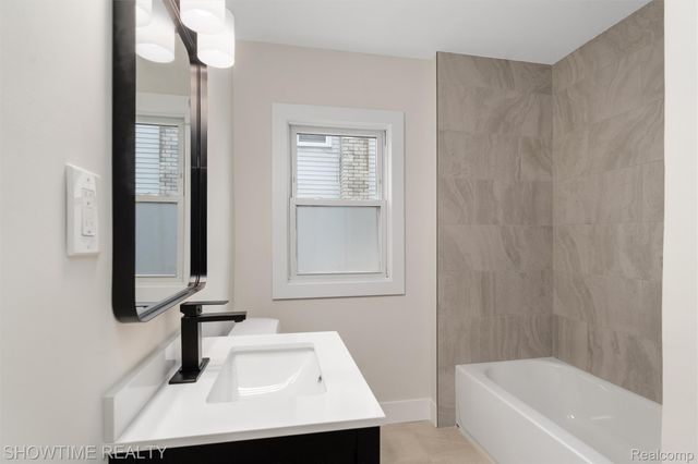 769 Coolidge Avenue, Clawson, MI 48017