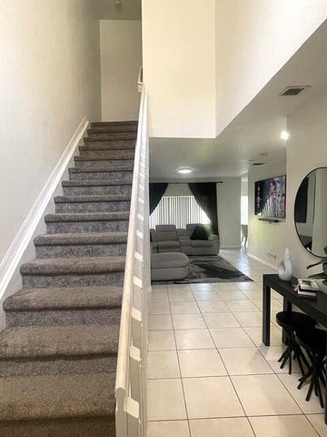 717 Talia Circle, Palm Springs, FL 33461