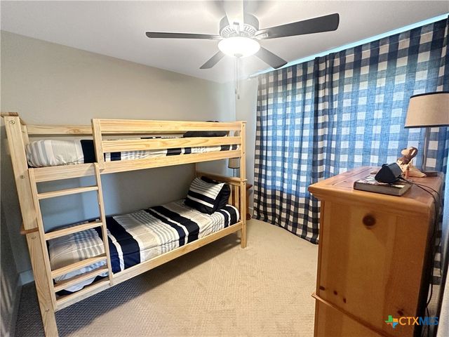 701 S Hudson Street, Flatonia, TX 78941