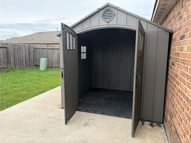 24307 Hampton Terrace Lane, Spring, TX 77389