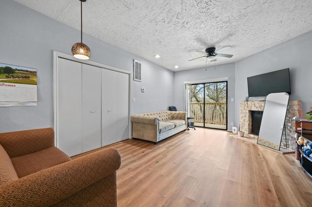 1013 Chestnut ST B1, San Marcos, TX 78666