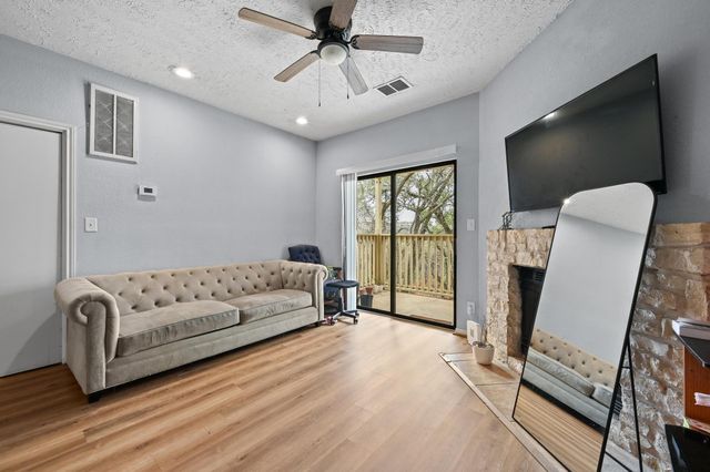 1013 Chestnut ST B1, San Marcos, TX 78666