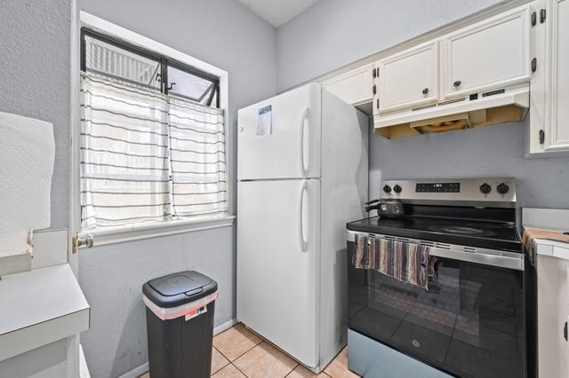 1013 Chestnut ST B1, San Marcos, TX 78666