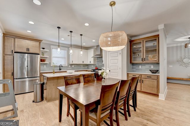 3206 Mchenry Avenue, Scottdale, GA 30079