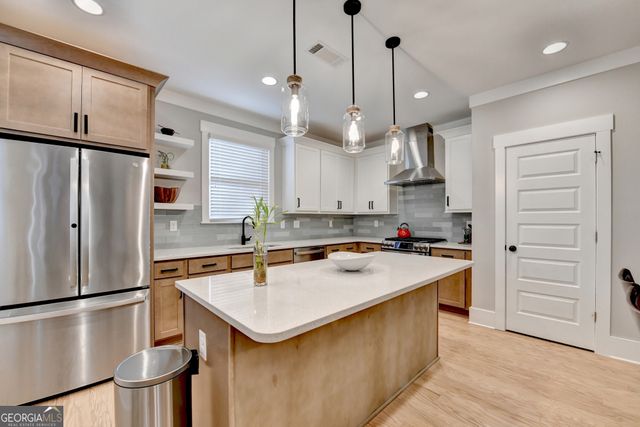 3206 Mchenry Avenue, Scottdale, GA 30079