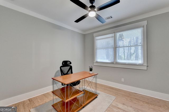 3206 Mchenry Avenue, Scottdale, GA 30079