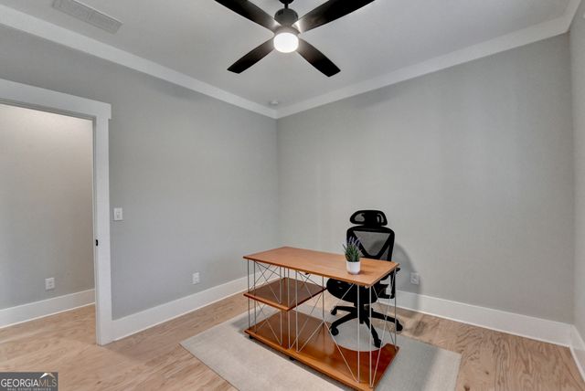 3206 Mchenry Avenue, Scottdale, GA 30079