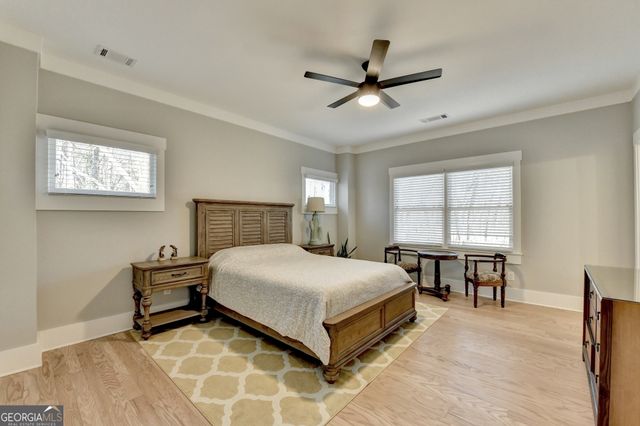 3206 Mchenry Avenue, Scottdale, GA 30079