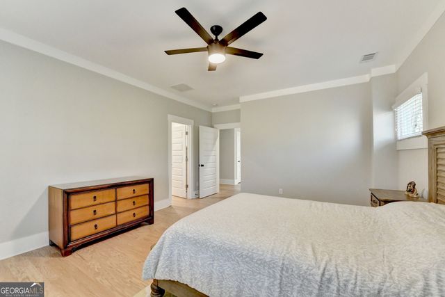 3206 Mchenry Avenue, Scottdale, GA 30079