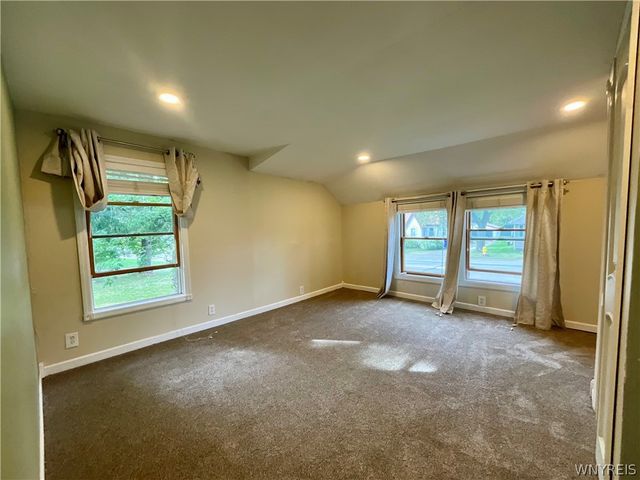 5427 Berg Road, Orchard Park, NY 14218
