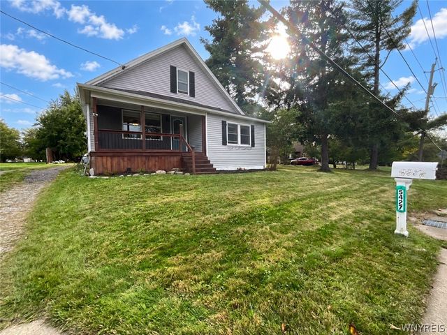 5427 Berg Road, Orchard Park, NY 14218
