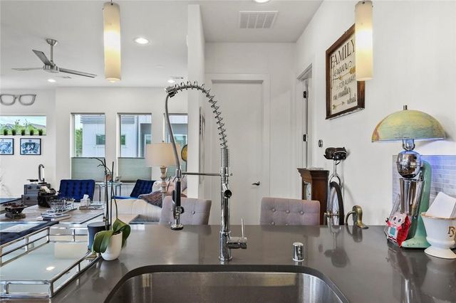 1911 Summit Avenue 1, Dallas, TX 75206