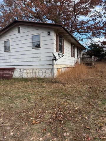 1240 Deepwoods RD, Hardy, VA 24101