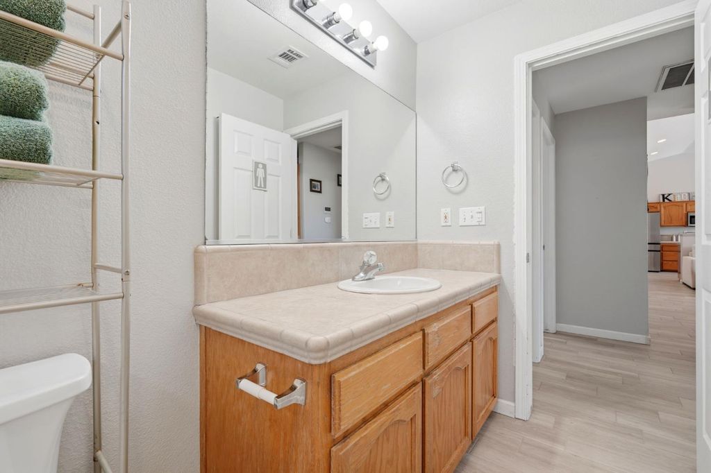 Image 30 of property listing at 1849 W Spring Crest Street, Hanford, CA 93230