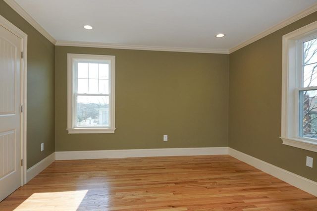 276 Waverley Avenue 1, Watertown, MA 02472