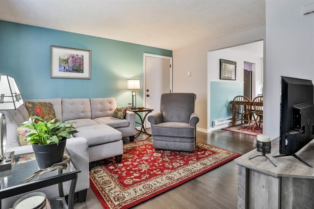 2 Fieldstone Drive, Derry, NH 03038