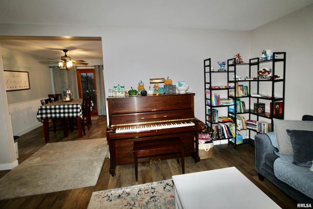 314 DUNDEE Road, East Peoria, IL 61611