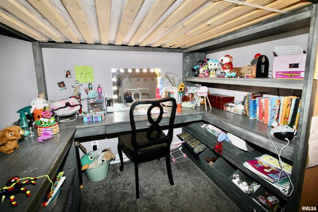 314 DUNDEE Road, East Peoria, IL 61611