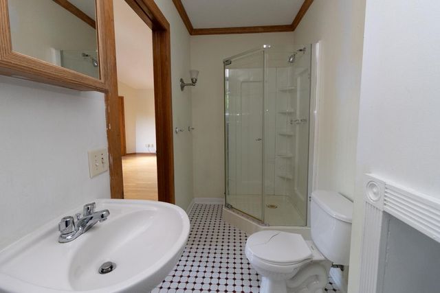 565 Holly Avenue, Saint Paul, MN 55102