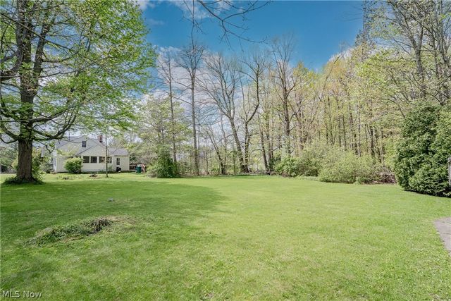 15614 Chillicothe Road, Chagrin Falls, OH 44022