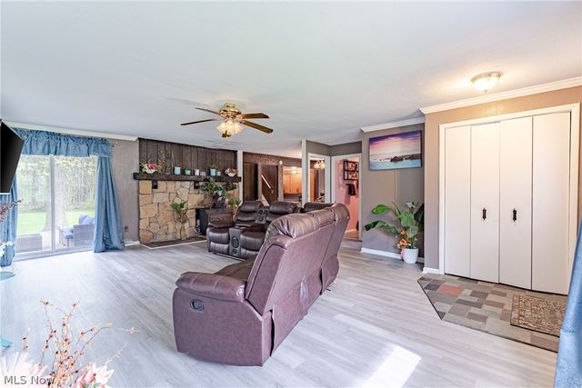 15614 Chillicothe Road, Chagrin Falls, OH 44022