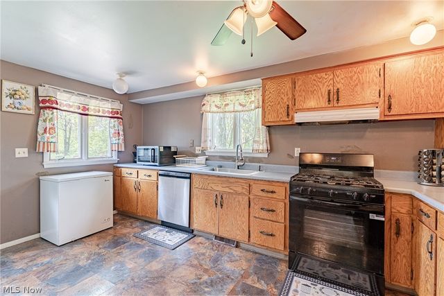 15614 Chillicothe Road, Chagrin Falls, OH 44022