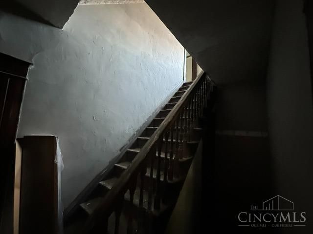 2307 Vine Street, Cincinnati, OH 45219