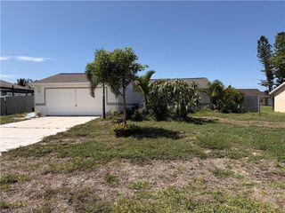 1506 NE 13th TER, Cape Coral, FL 33909
