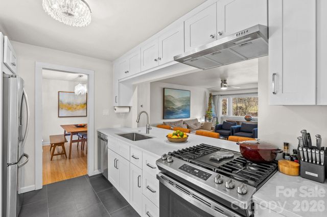 50 Midland Drive, Asheville, NC 28804