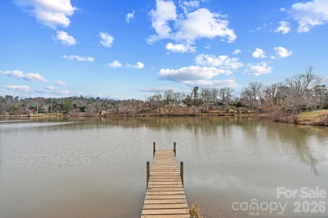 50 Midland Drive, Asheville, NC 28804