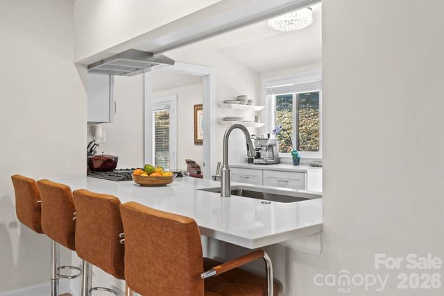 50 Midland Drive, Asheville, NC 28804