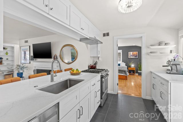 50 Midland Drive, Asheville, NC 28804