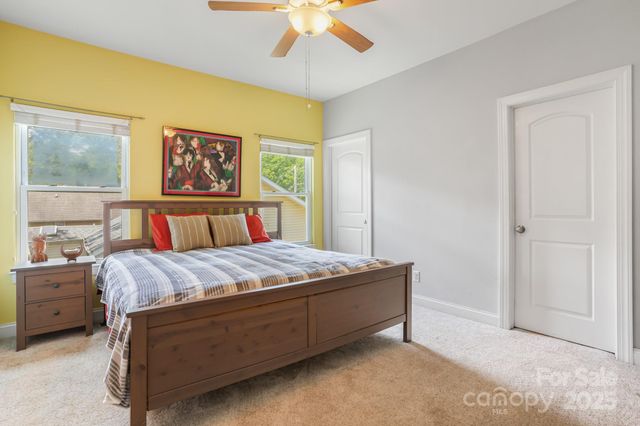 28 Richie Street, Asheville, NC 28801