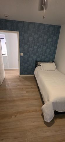 1339 S Lakeland Drive, North Charleston, SC 29406