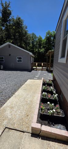 1339 S Lakeland Drive, North Charleston, SC 29406